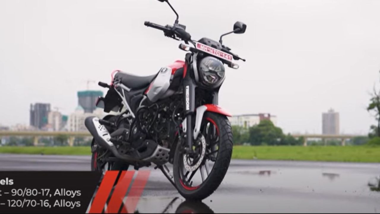 Bajaj Freedom 125 CNG 