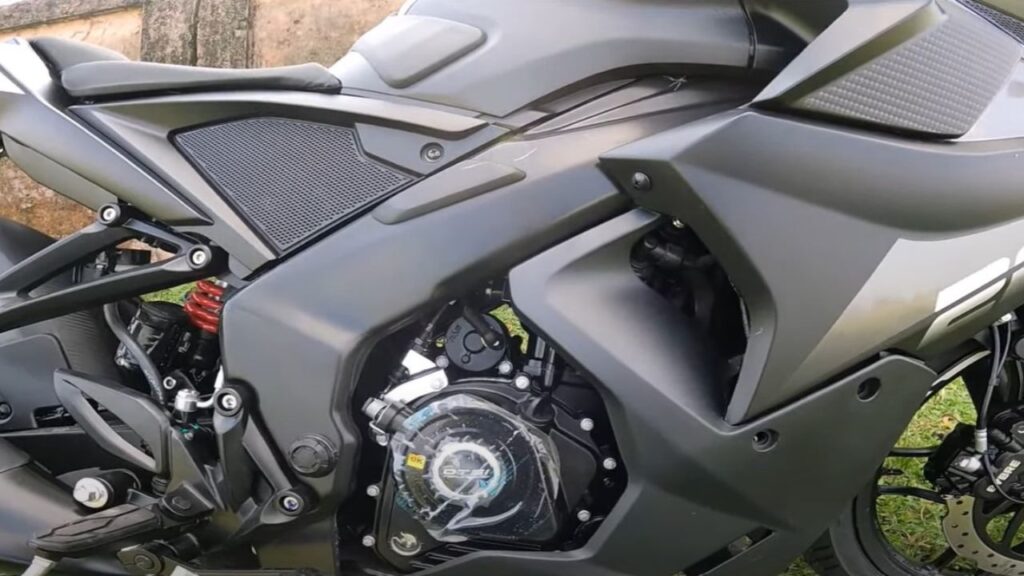 Bajaj Pulsar RS 200