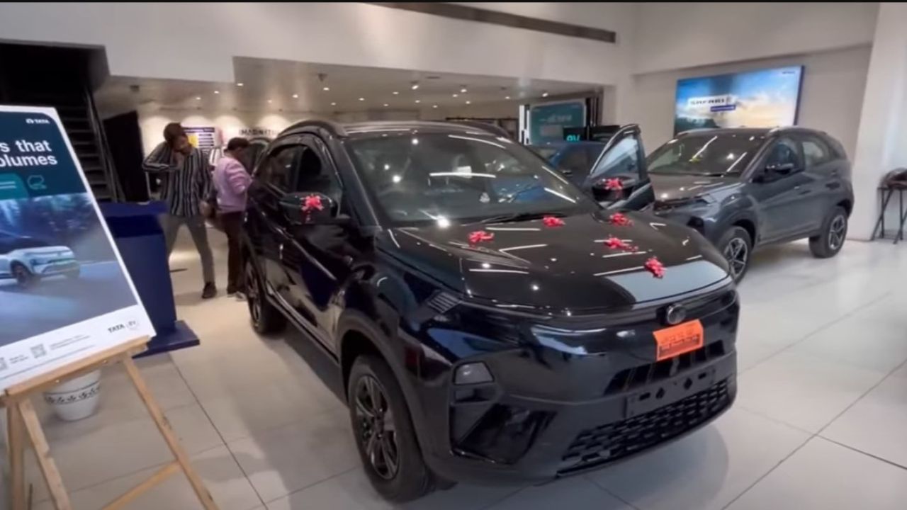 Tata Nexon Colour Options And Variants